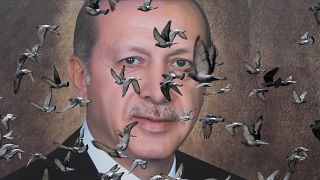 Erdogan: túl kevés a szavazatkülönbség ahhoz, hogy bárki is győztesnek nevezze magát