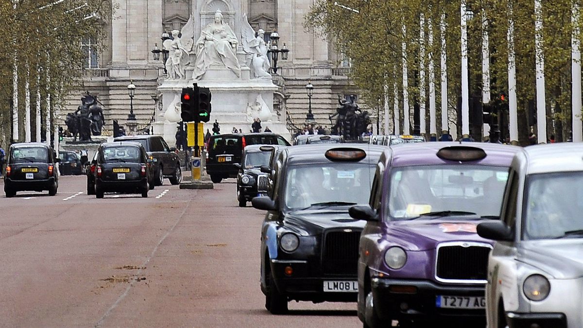 Londra: al via l'ULEZ, la nuova tassa anti-inquinamento