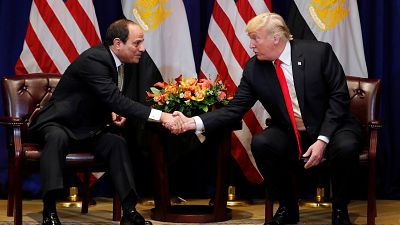 ترامب يدعم السيسي ويقول إن الفوضى كانت تعم مصر قبل وصوله إلى الحكم
