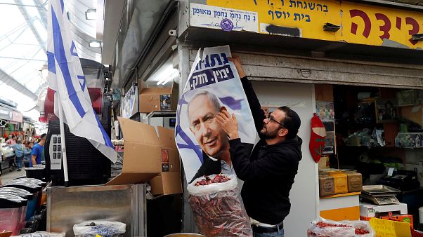 Israele: urne aperte per le elezioni anticipate Israele: urne aperte per le elezioni anticipate