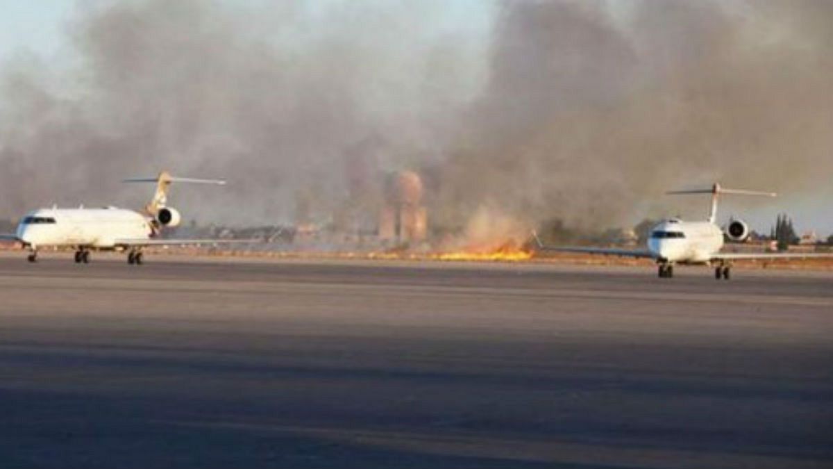 نبرد لیبی؛ فرودگاه معیتیقه طرابلس باز هم بمباران شد