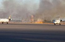 نبرد لیبی؛ فرودگاه معیتیقه طرابلس باز هم بمباران شد