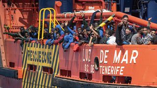 İtalya ve İspanya Akdeniz'deki mülteci operasyonlarını kamuoyundan gizliyor