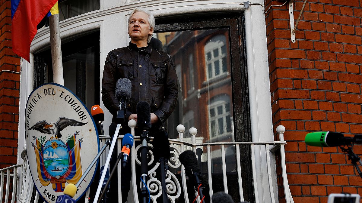Ex-Ecuador president warns Assange faces immediate arrest