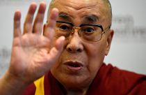 Le Dalaï Lama hospitalisé pour des douleurs à la poitrine, son état est stable