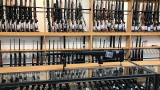 دولت نیوزیلند ده‌ها هزار سلاح ممنوعهٔ شهروندانش را می‌خرد