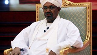 Президент Судана Омар аль-Башир ушел в отставку - Рейтер