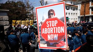 Teksas'ta kürtaj yapan kadın ve doktorun ölümle cezalandırılmasını öngören yasa teklifi