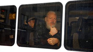 Assange filmé à son insu