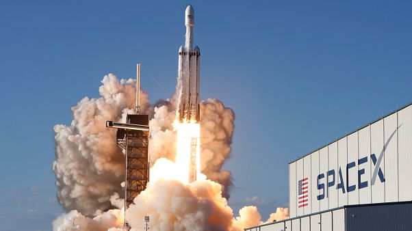 Falcon Heavy: Πρώτη εμπορική εκτόξευση για τον ισχυρότερο πύραυλο του κόσμου Falcon Heavy: Πρώτη εμπορική εκτόξευση για τον ισχυρότερο πύραυλο του κόσμου