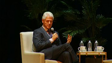 بيل كلينتون: لا يجب الاستهانة بنتنياهو، فهو ذكي وموهوب