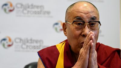Kiengedték a kórházból a dalai lámát