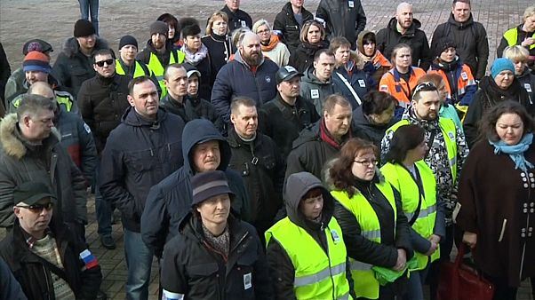 Ford-Arbeiter protestieren gegen "faschistische Methoden" Ford-Arbeiter protestieren gegen "faschistische Methoden"