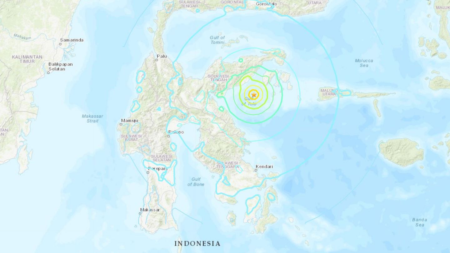 Tsunami Warning Lifted In Indonesia After 6 8 Magnitude Earthquake