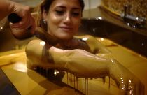 Azerbaycan'da sağlık turizmi: Ham petrol banyosunda şifa arıyorlar