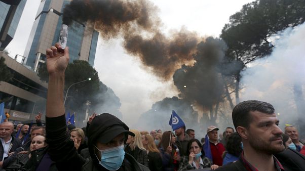 Νέα διαδήλωση κατά του Έντι Ράμα στα Τίρανα Νέα διαδήλωση κατά του Έντι Ράμα στα Τίρανα