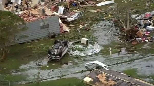 Tornado in Texas, sette feriti Tornado in Texas, sette feriti