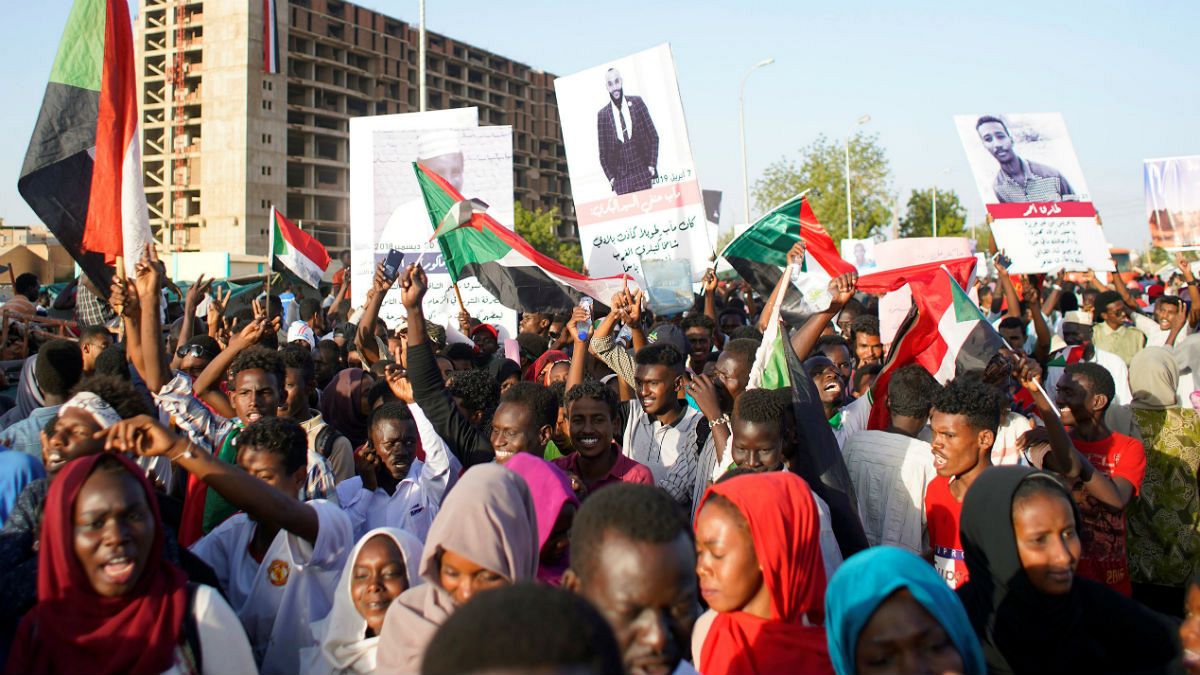 اعتراضات سودان؛ تداوم فشار معترضان برای تشکیل دولت غیرنظامی