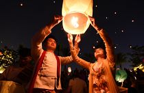 ویدئو؛ آسمان شهر جینگونگ چین با فانوس‌های کاغذی نورانی شد