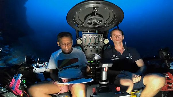 Seychelles : un discours sous l'océan pour alerter sur l'urgence climatique Seychelles : un discours sous l'océan pour alerter sur l'urgence climatique