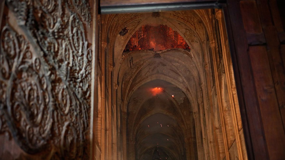 Az első kép a Notre Dame belsejéből a tűz után 