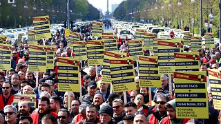 "Breves de Bruxelas": direitos laborais, denunciantes, Greta Thunberg