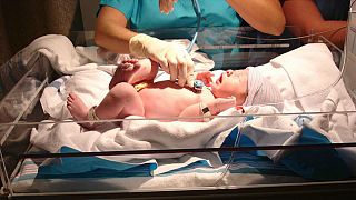 تولد نوزاد با سه والد بیولوژیک؛ چگونه امکان دارد و آیا اخلاقی است؟
