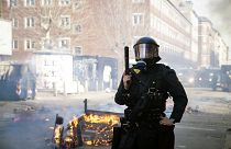 پرتاب قرآن توسط چهره سیاسی راست افراطی به آشوب در کپنهاگ انجامید