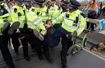 Clima: a Londra protesta 'Extinction Rebellion', oltre 100 arresti