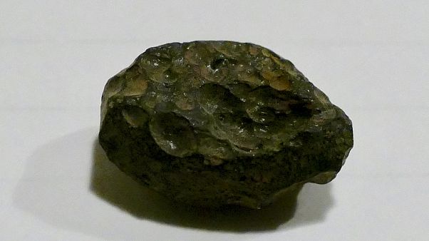 Macar bilim insanları gök taşı üzerinde Mars'ta yaşam izlerine rastladı Macar bilim insanları gök taşı üzerinde Mars'ta yaşam izlerine rastladı