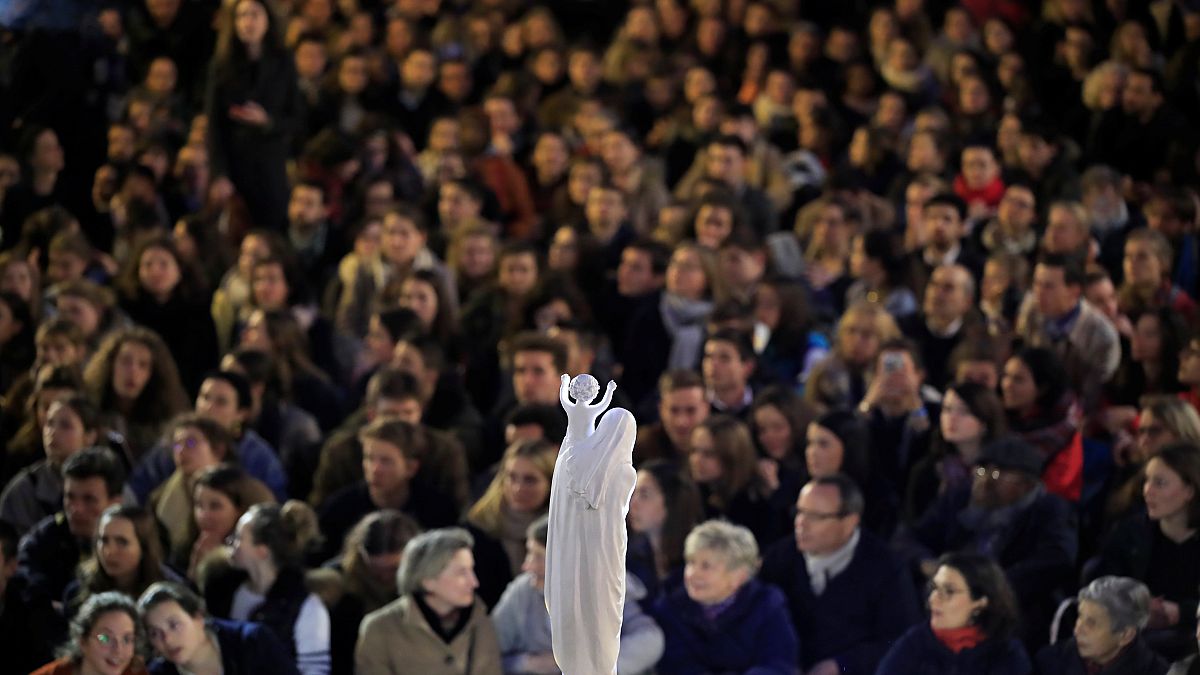 Au lendemain du drame de Notre-Dame, la France s'unit dans la prière