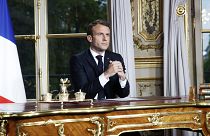 Macron: Beş yılda Notre Dame'ı daha güzel şekilde yeniden inşa edeceğiz