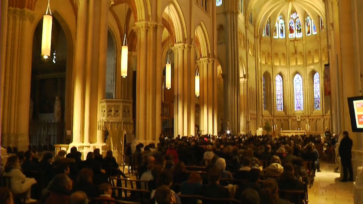 Messe in der Kathedrale Saint-Jean in Lyon