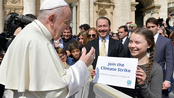Greta trifft Papst: "Nehmen Sie am Streik teil" Greta trifft Papst: "Nehmen Sie am Streik teil"