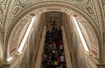 Fedetlenül látható a Szent Lépcső Rómában