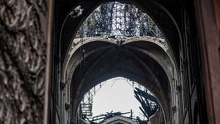 Miért nem a katolikus egyház fizeti a Notre-Dame felújítását?