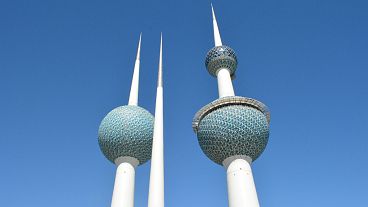 شركة نفط الكويت: السيطرة على حريق في إحدى مضخات حقل نفط برقان ولا إصابات