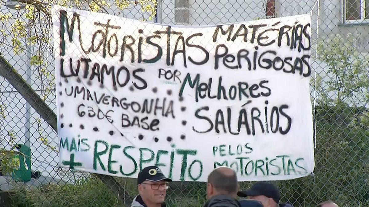 Acaba la huelga de camioneros en Portugal