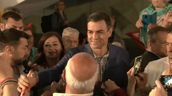 Sánchez advierte contra la abstención Sánchez advierte contra la abstención