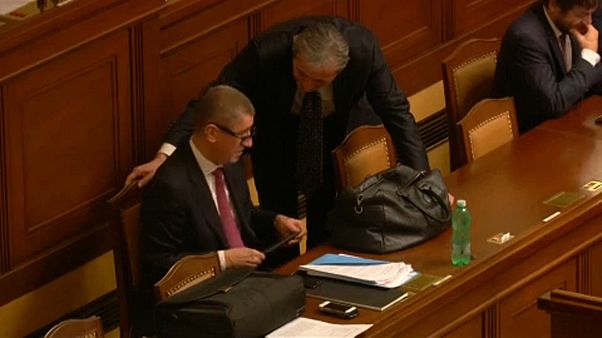 Primer ministro checo, blanco de la policía por fraude Primer ministro checo, blanco de la policía por fraude