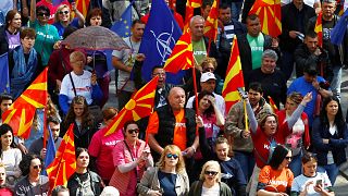 Kuzey Makedonya isim tartışması gölgesinde cumhurbaşkanını seçiyor
