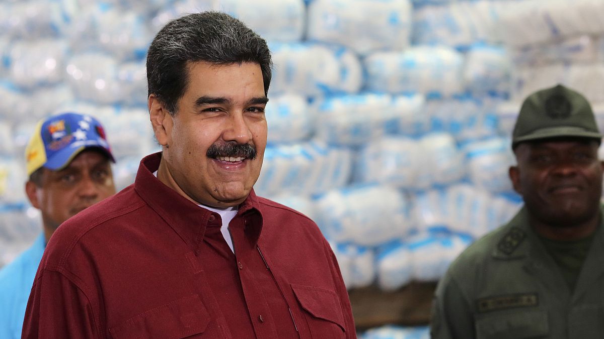 Venezuela: Rus enerji devi Rosneft, Maduro'ya petrol karşılığı nakit sağlıyor