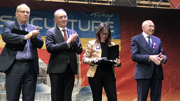 Fransa'da Türk kültürü festivaline yoğun ilgi Fransa'da Türk kültürü festivaline yoğun ilgi