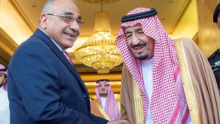 الملك سلمان بن عبد العزيز ورئيس وزراء العراق عادل عبدالمهدي في الرياض
