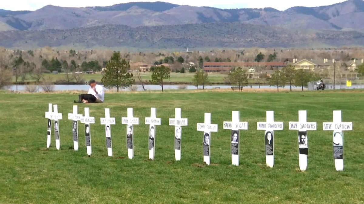 Remembrance service for those killed in Columbine High School massacre