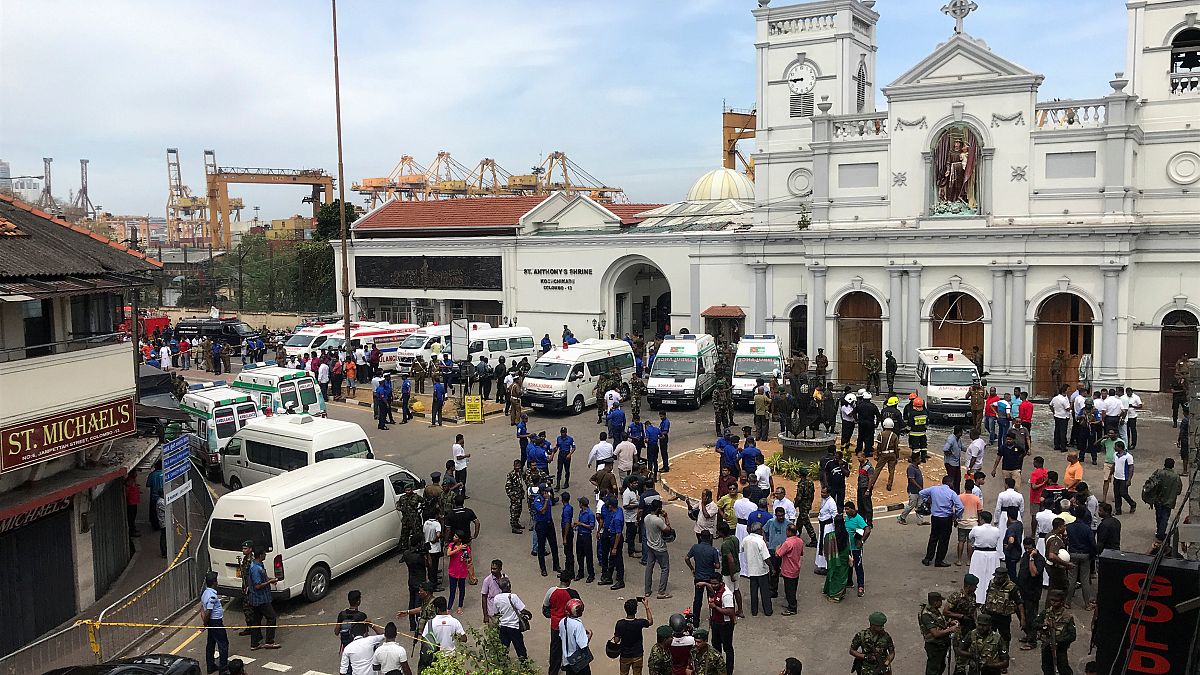 Sri Lanka'nın Colombo kentindeki kilisede patlama meydana geldi