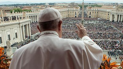 Ostersegen im Vatikan: Papst Franziskus fühlt mit "Opfern grausamer Gewalt" in Sri Lanka