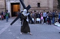 La lluvia permite que se celebren los últimos actos de la Semana Santa en España
