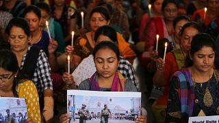 Мир скорбит по жертвам терактов на Шри-Ланке