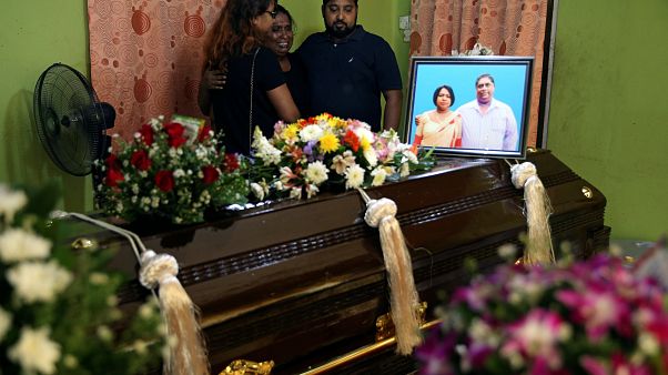 Die Welt trauert nach den Bombenanschlägen in Sri Lanka Die Welt trauert nach den Bombenanschlägen in Sri Lanka